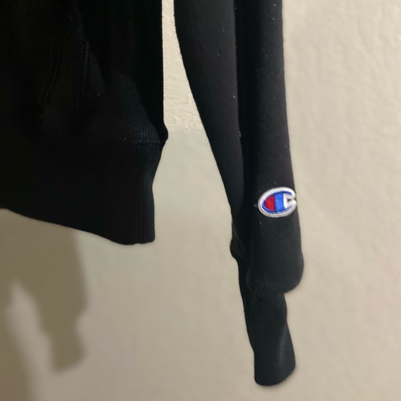 Champion Men’s Small Black Hoodie - Picture 4 of 4